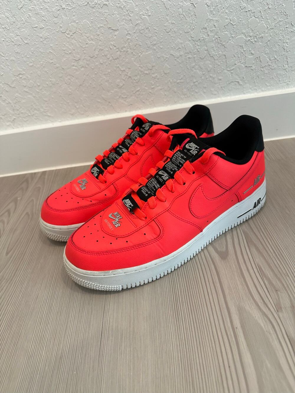 Nike Air Force 1 ‘07 LV8 Sneaker Shoes Men 10 Bright Colorful Leather Streetwear